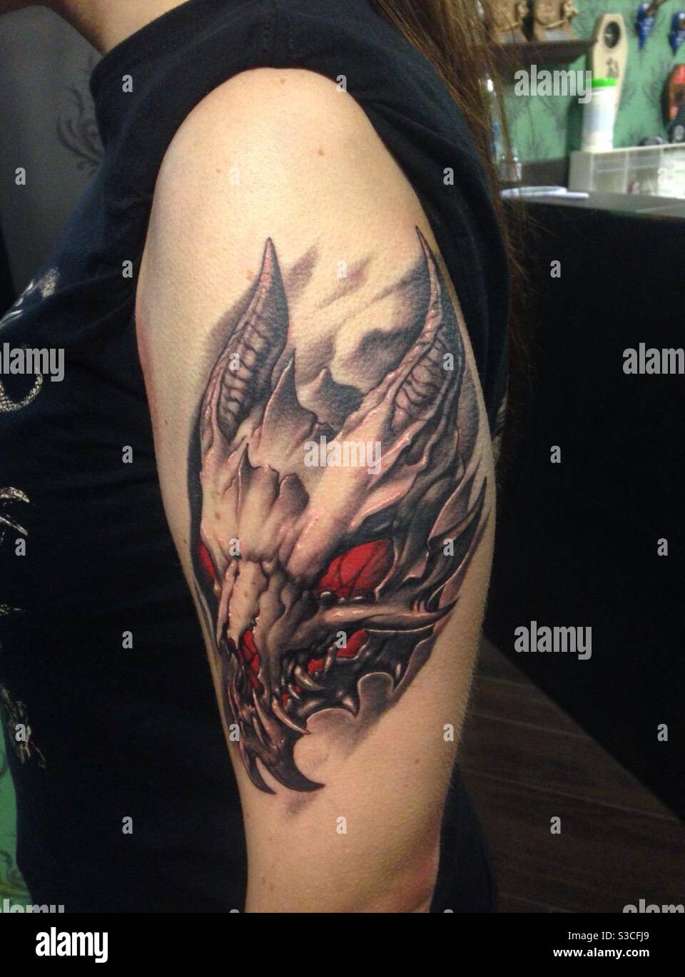 Drache tattoo High Resolution Stock Photography and Images - Alamy