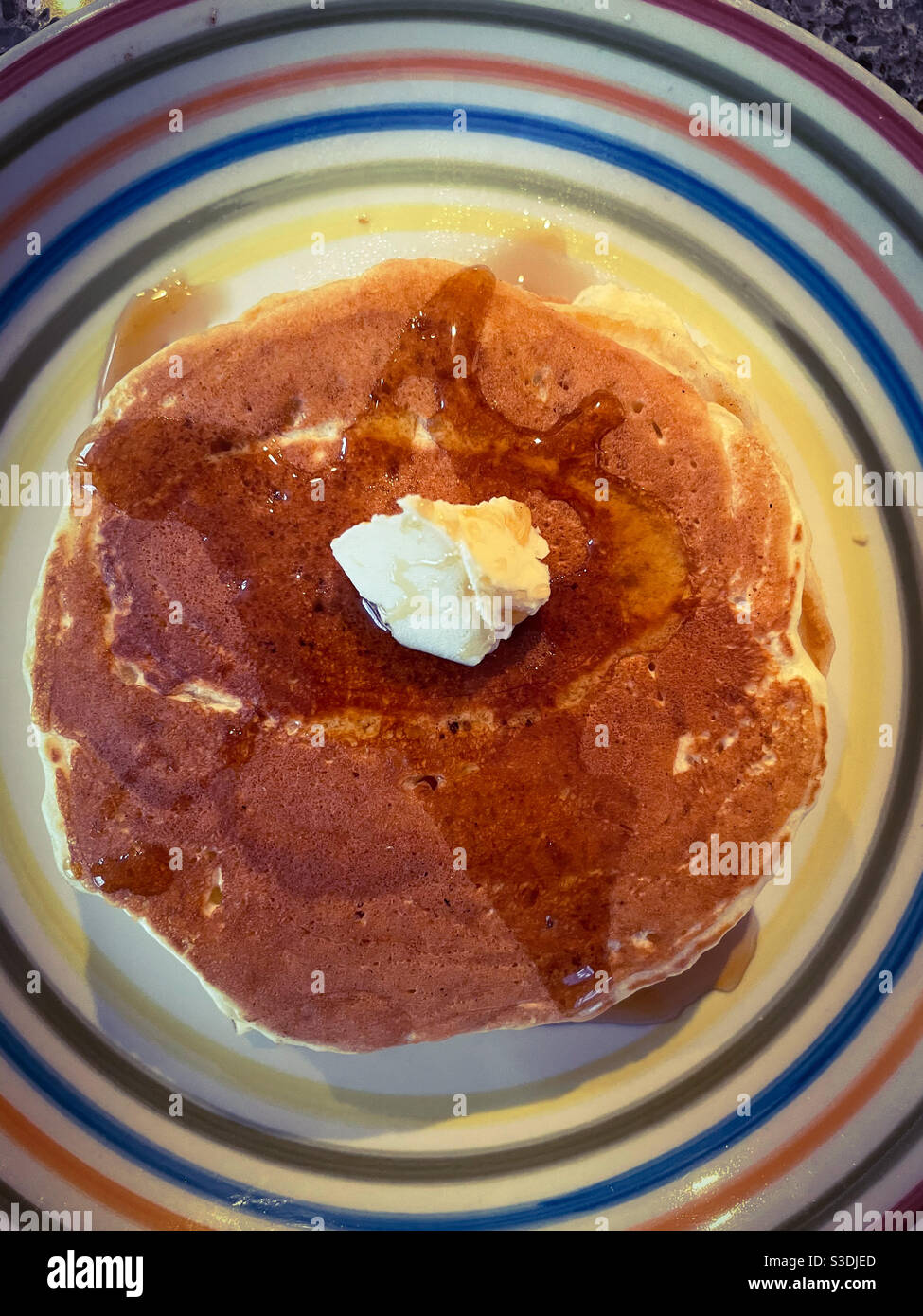 Pancakes and maple syrup Stock Photo Alamy