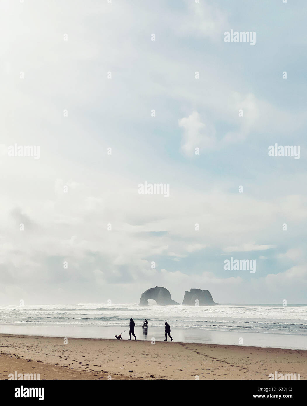 People enjoying the beach in Rockaway Beach, oregon Stock Photo Alamy