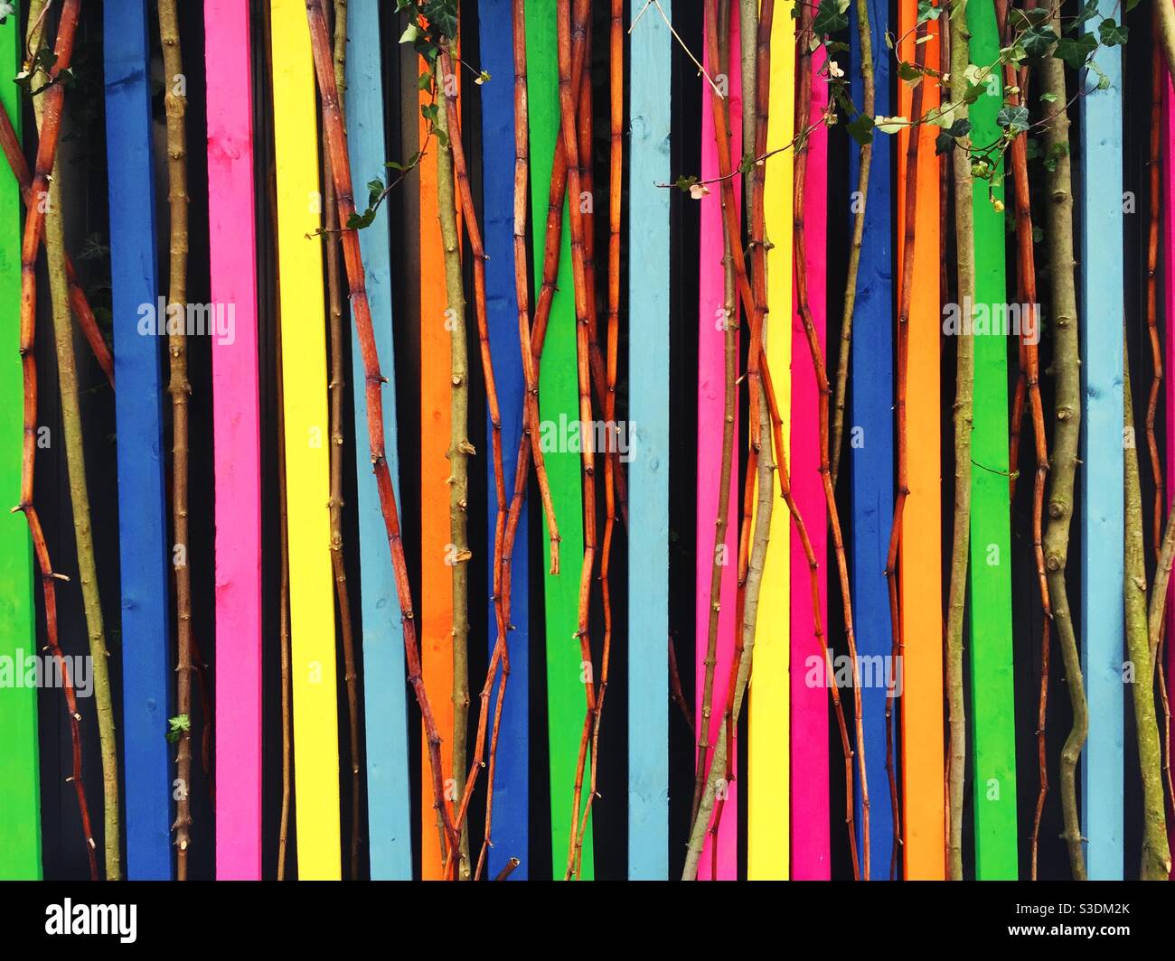 Row of poles hi-res stock photography and images - Alamy
