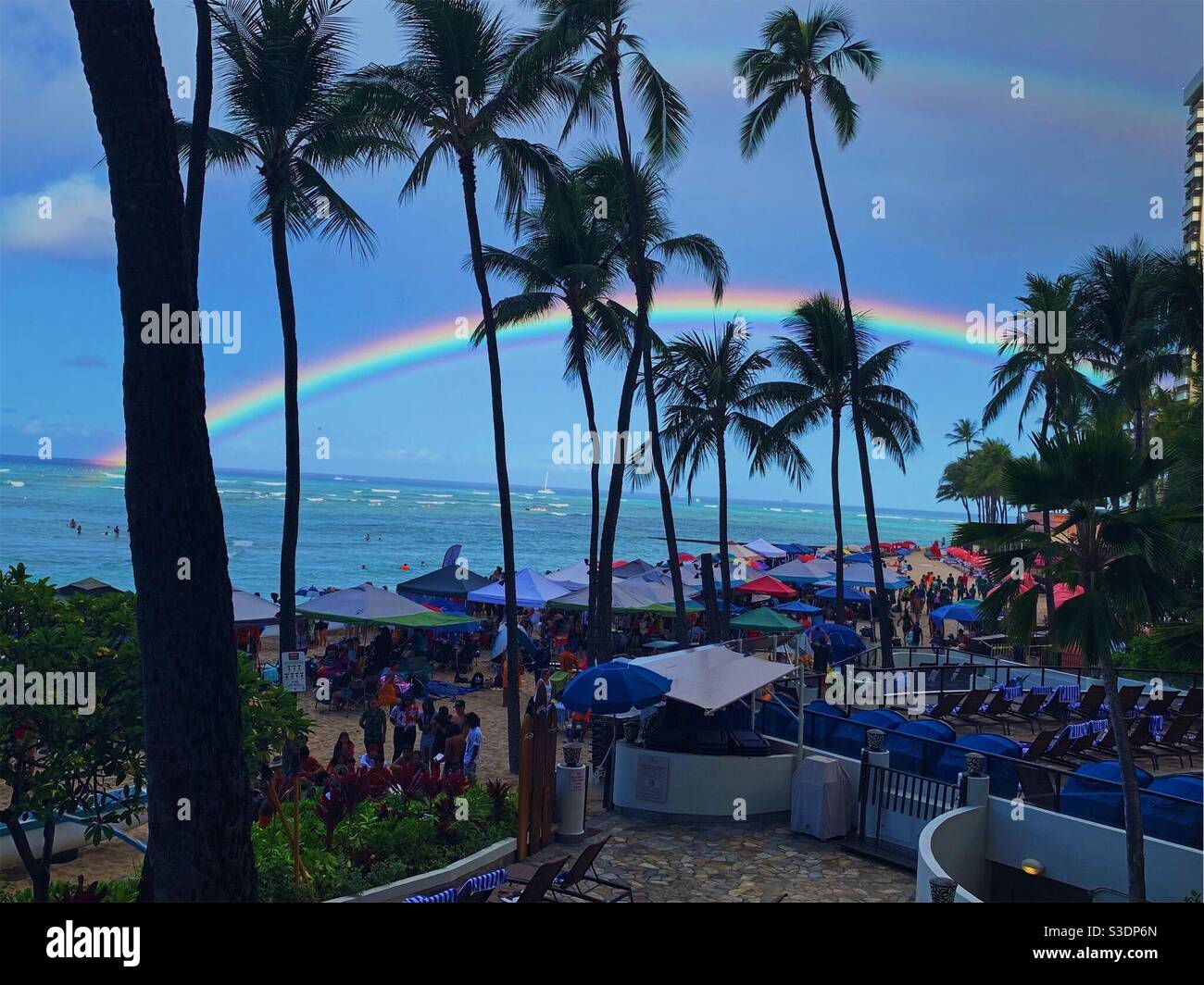 Hawaii rainbow hi-res stock photography and images - Alamy