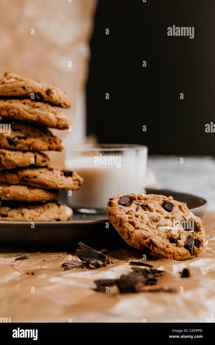 Cookies and milk Stock Photo Alamy