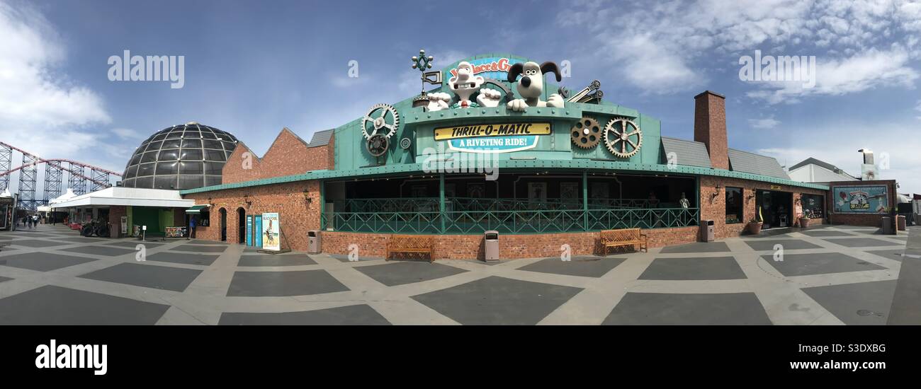 Wallace and grommet dark ride Blackpool Pleasure Beach Stock Photo - Alamy