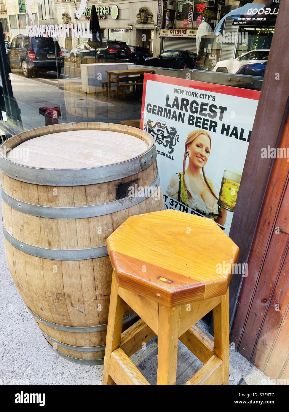 New york citys largest german beer hall hi-res stock photography and