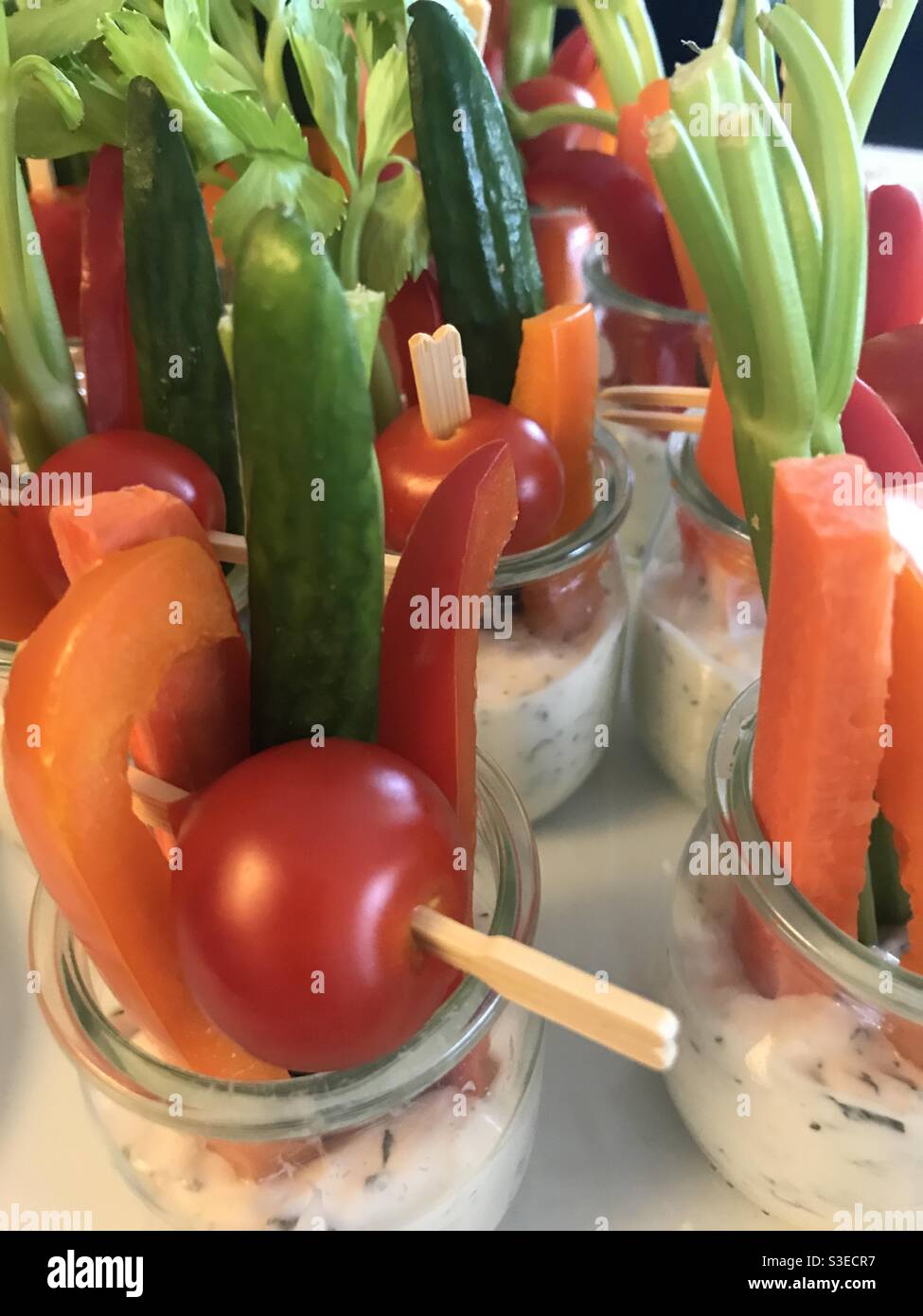 Crudites And Dips High Resolution Stock Photography And Images Alamy Crudites And Dips High Resolution Stock Photography And Images Alamy