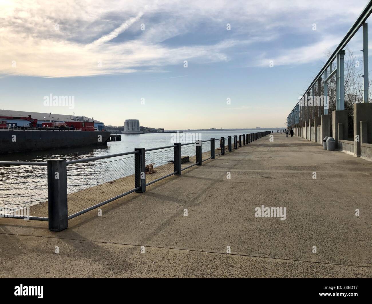 Brooklyn bridge park winter hi-res stock photography and images - Alamy