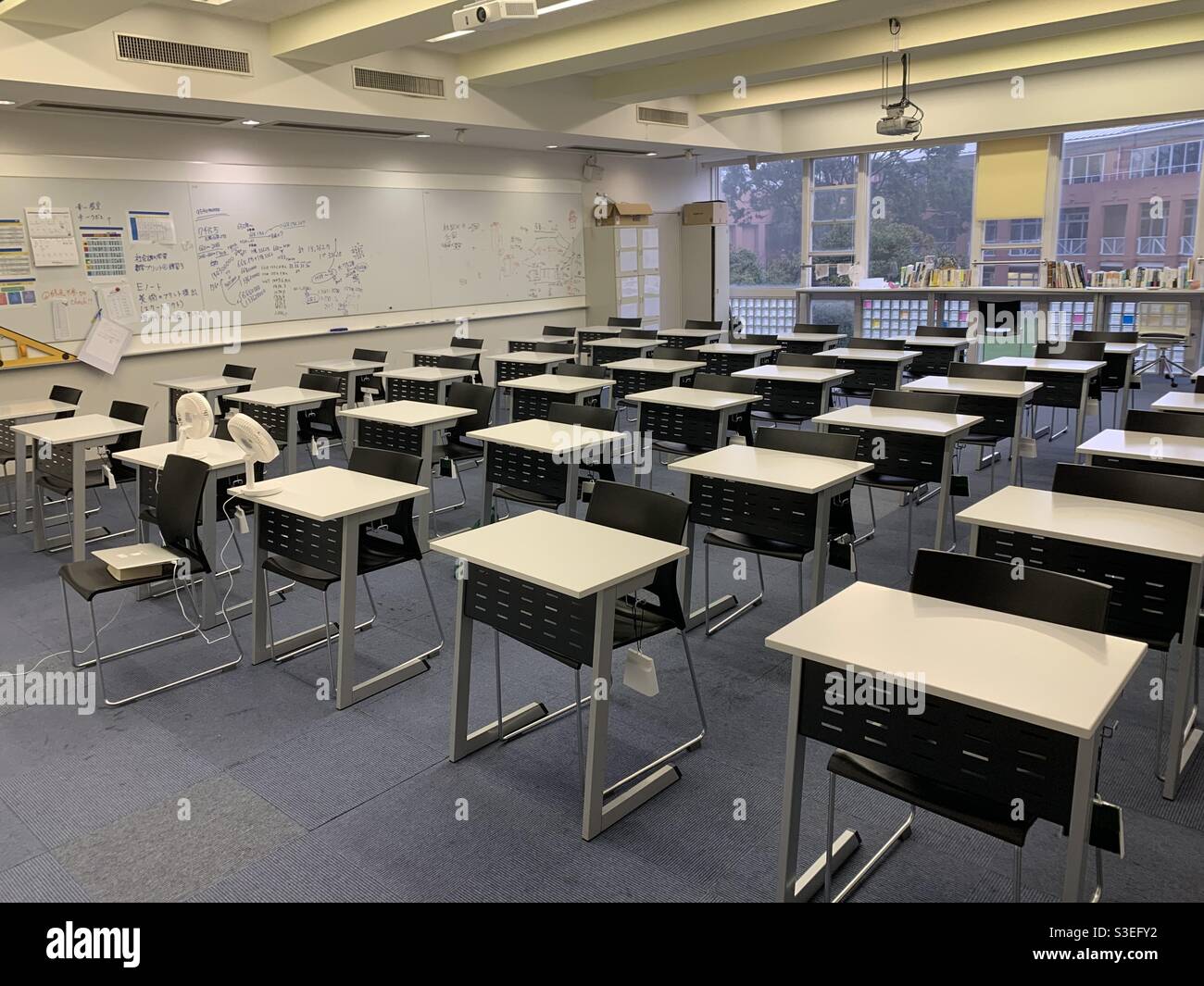 Interior Views Of An Empty Japanesestyle Classroom Stock Photo - Download  Image Now - iStock
