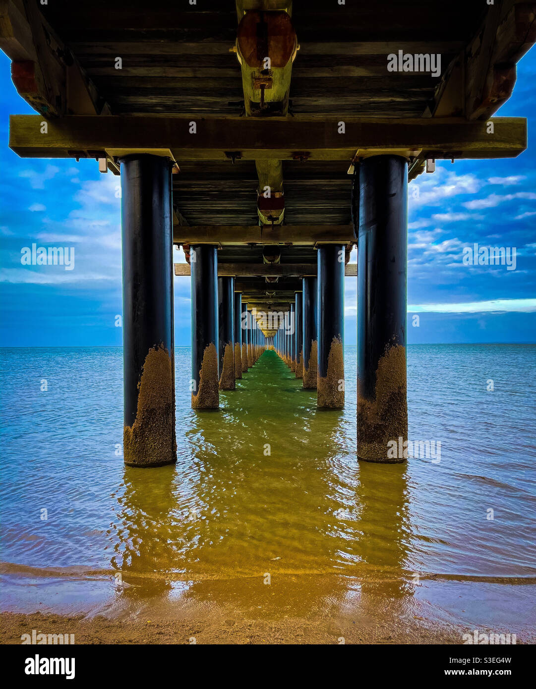 Urangan pier queensland Stock Photo Alamy