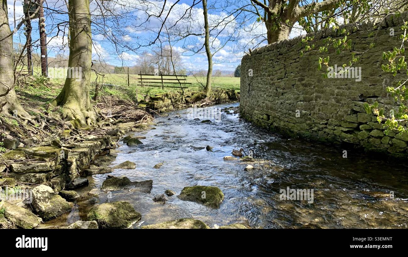 Castleton river hires stock photography and images Alamy