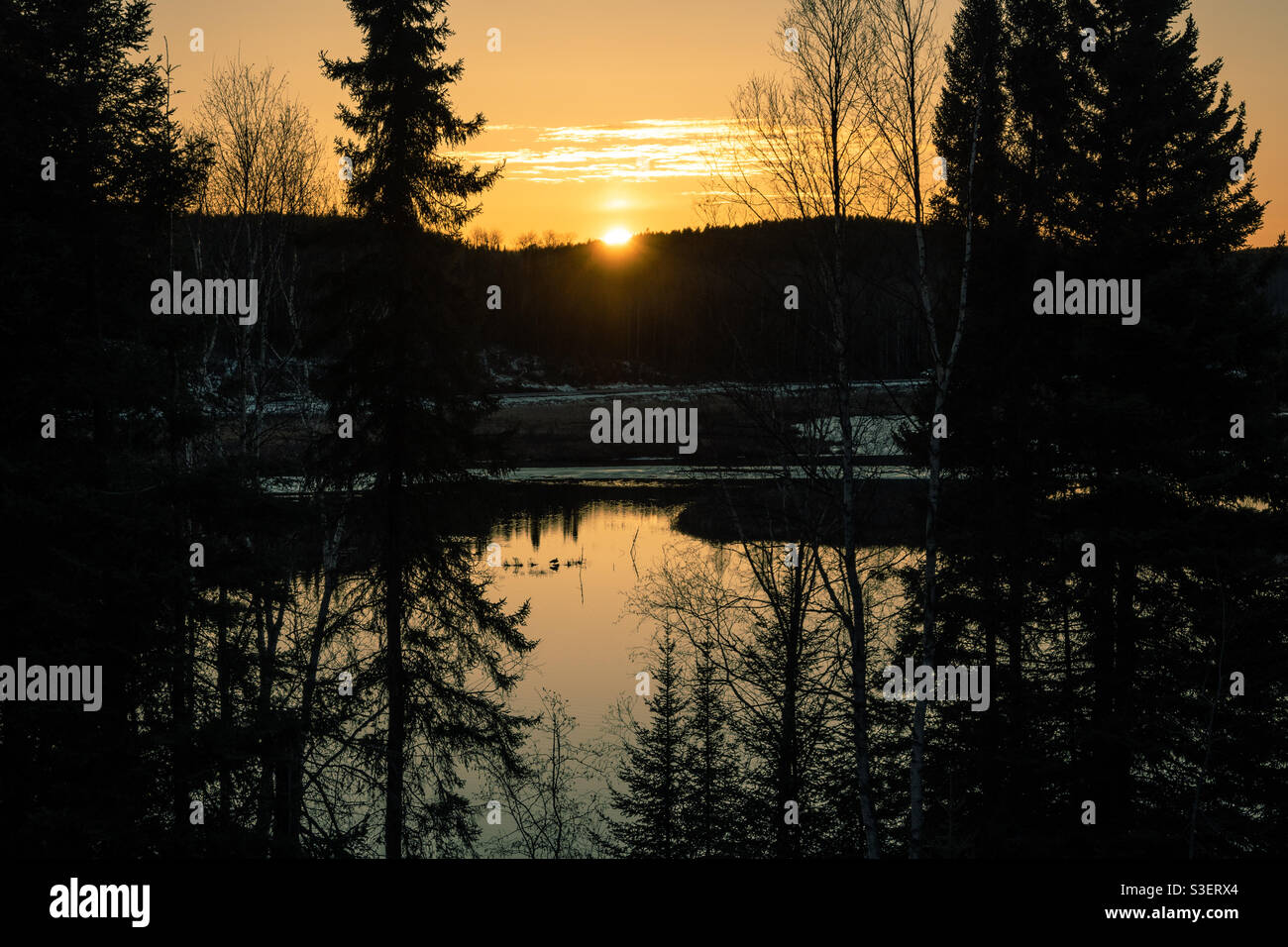 Northern ontario sunset hi-res stock photography and images - Alamy