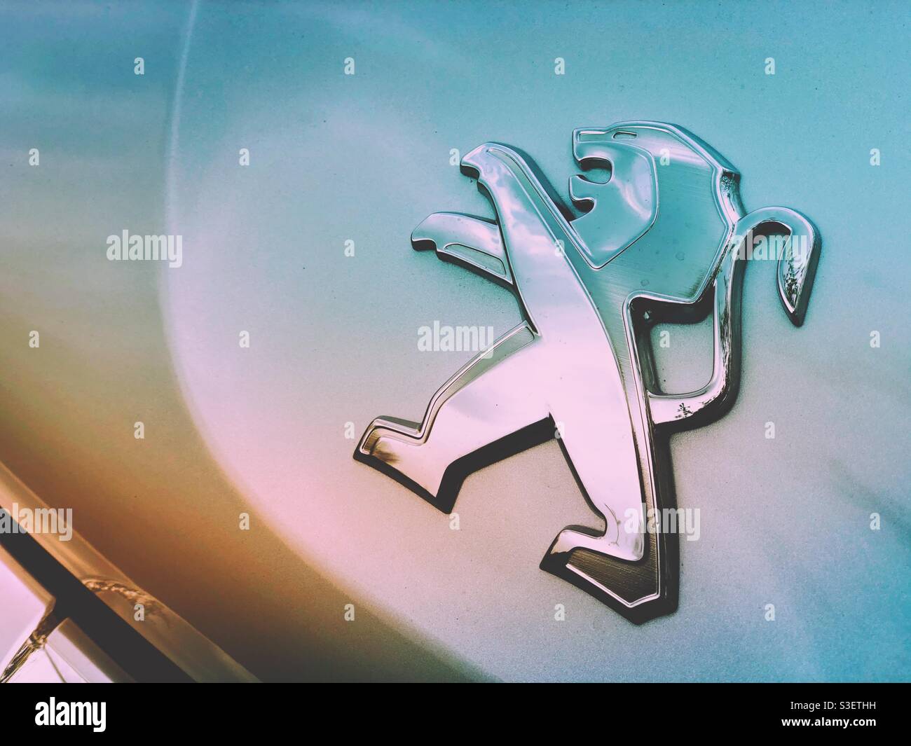 Peugeot, logo, car Stock Photo - Alamy