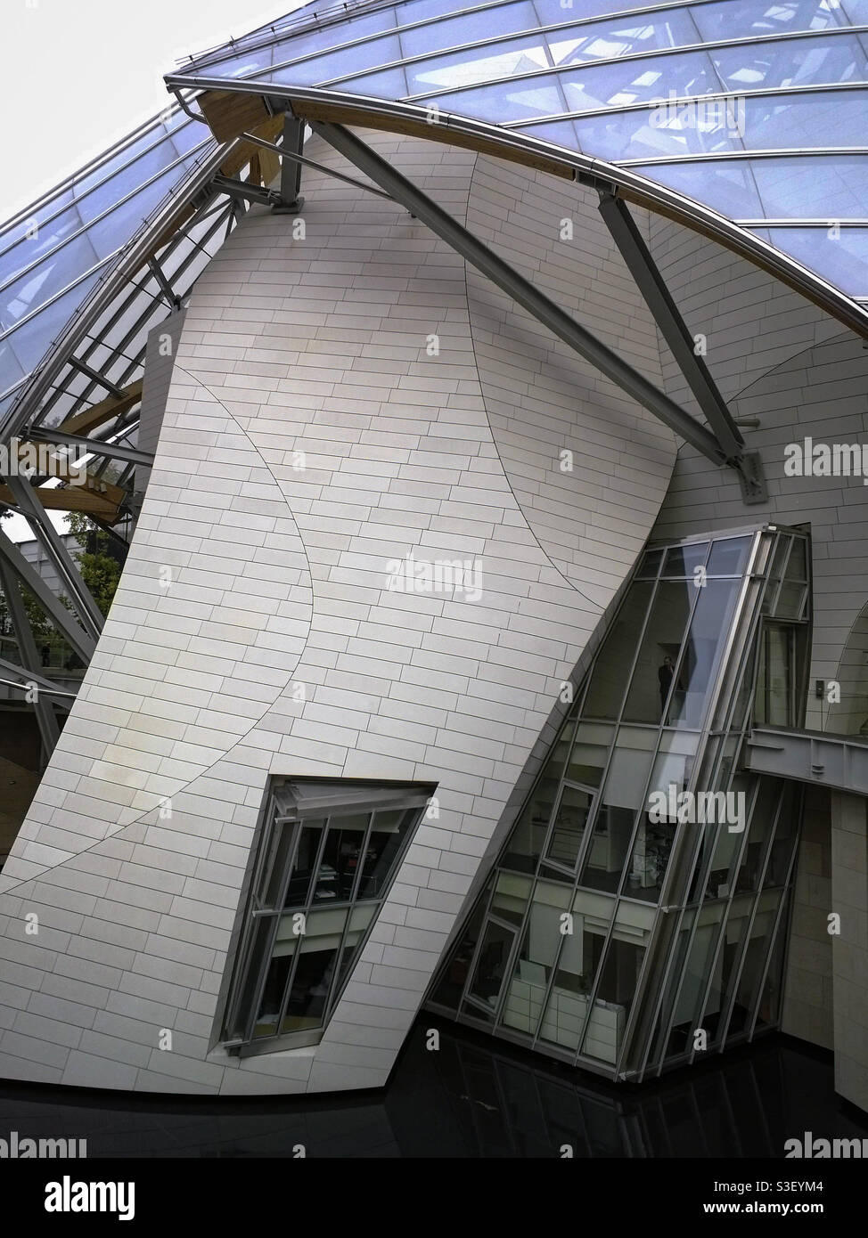 Fondation Louis Vuitton au Jardin d’Acclimatation, bois de Boulogne à