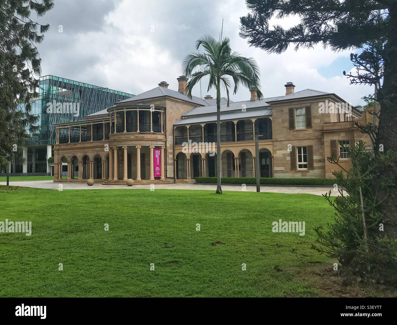 The Kidney Lawn and Old Government House at the Queensland University of Technology in Brisbane, Australia Stock Photo