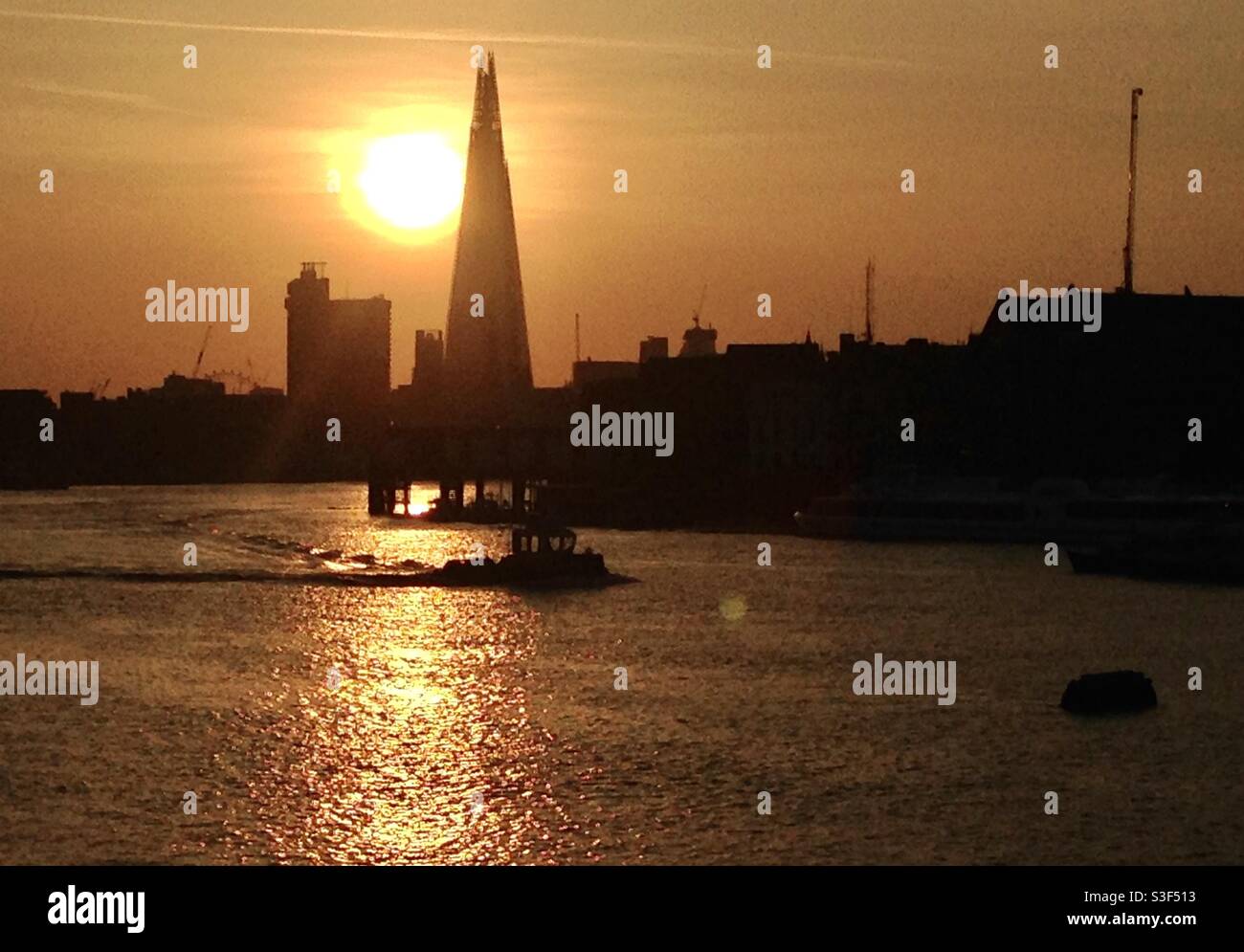 Sunset on River Thames looking West Stock Photo