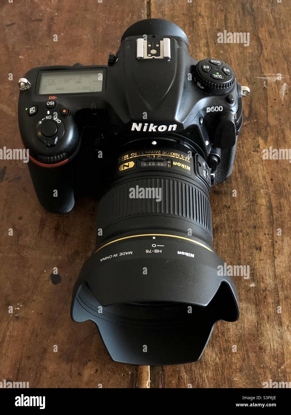 Nikon D500 DSLR digital camera with a 24mm 1.8 lens Stock Photo - Alamy
