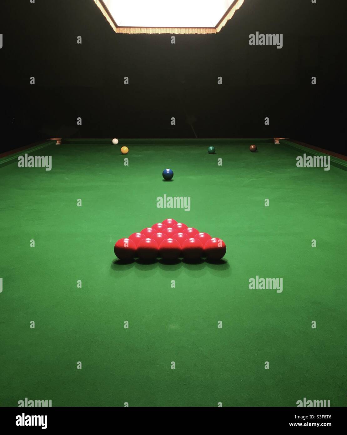 Snooker table hires stock photography and images Alamy