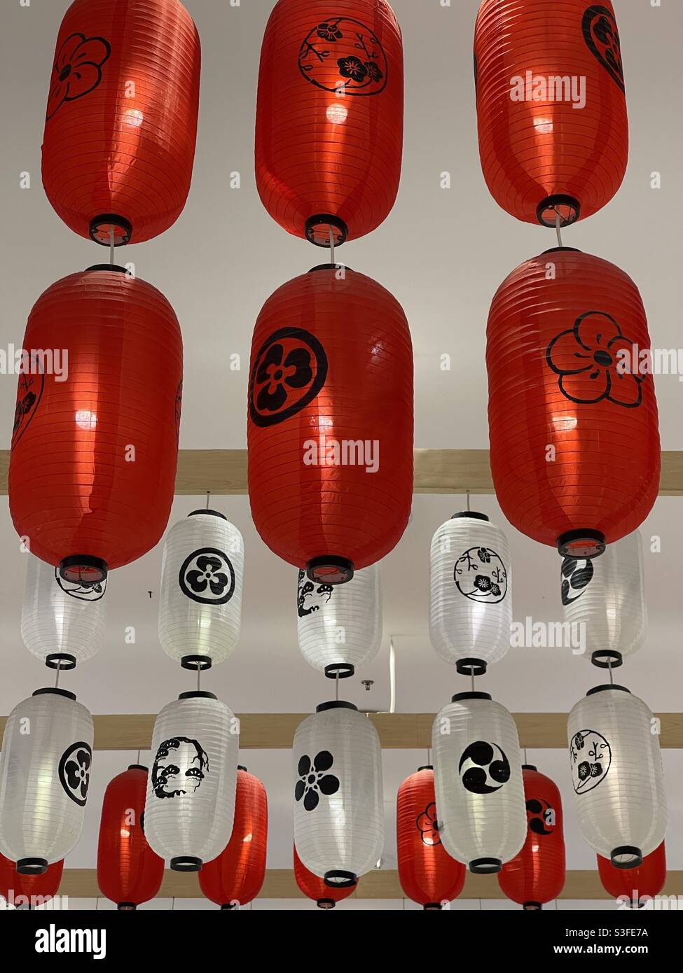 lighted Japanese lanterns Stock Photo Alamy