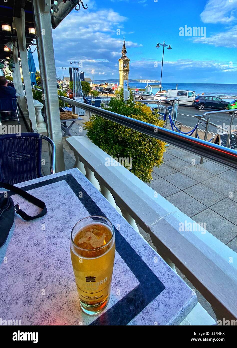 Pint on shanklin seafront Stock Photo