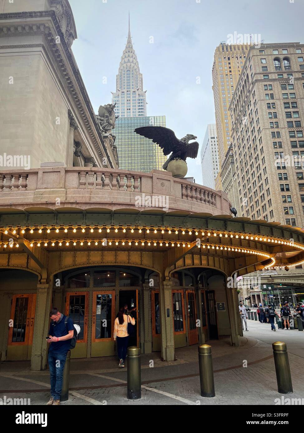 The chrysler building eagle new york city hires stock photography and