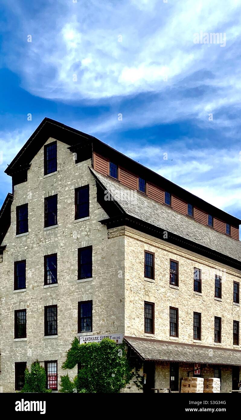 Old mill and feed store cedarburg hires stock photography and images