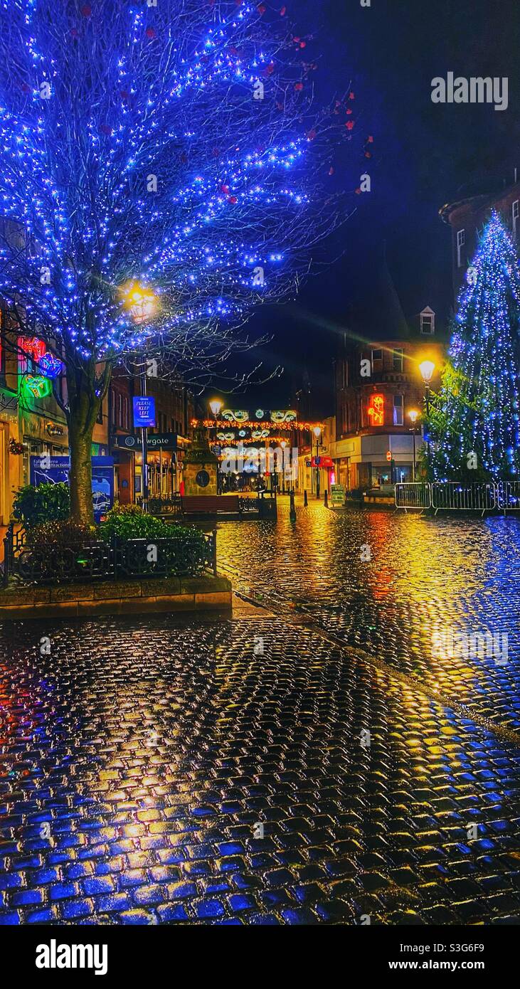 Falkirk, downtown christmas, markets at night Stock Photo Alamy