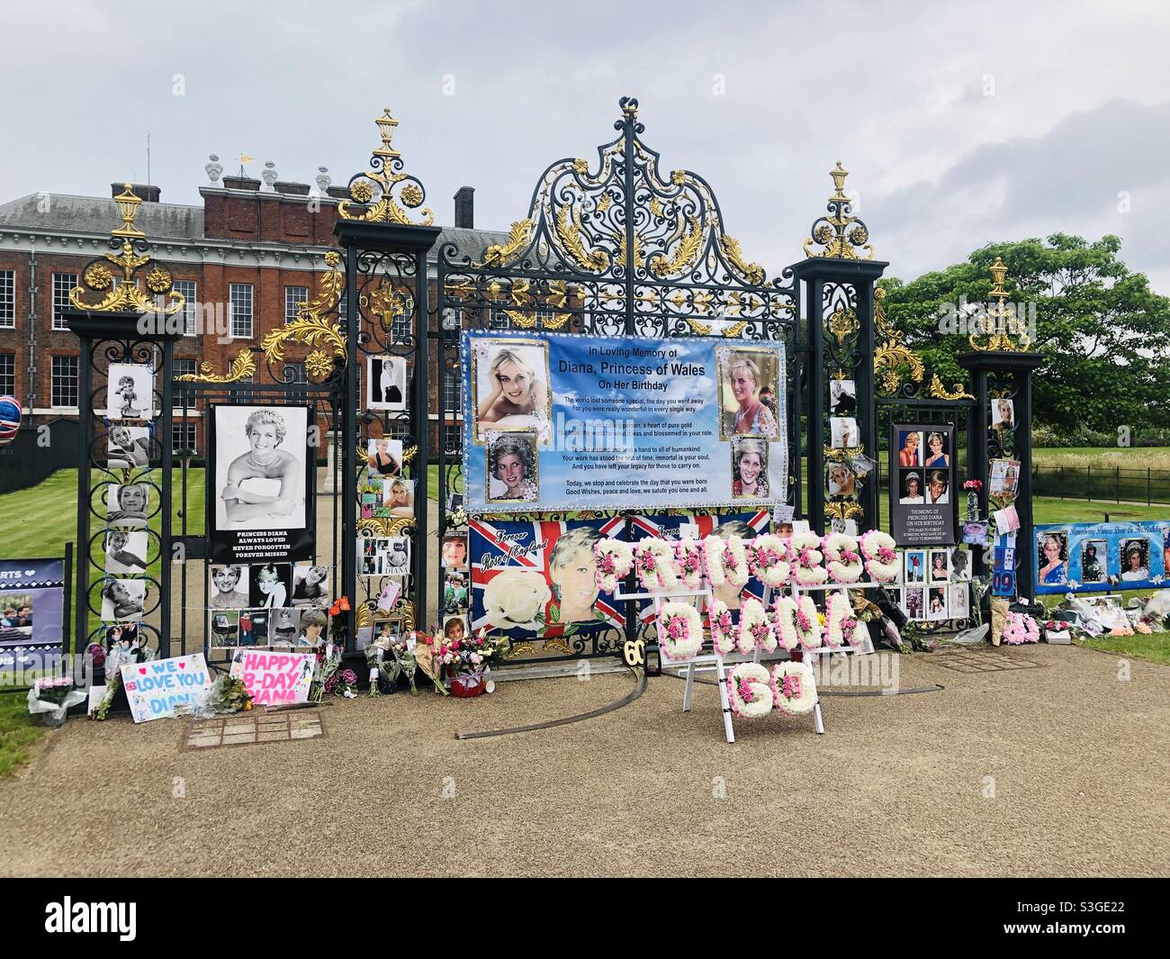 Princess Diana 60th birthday in Kensington Palace Stock Photo - Alamy