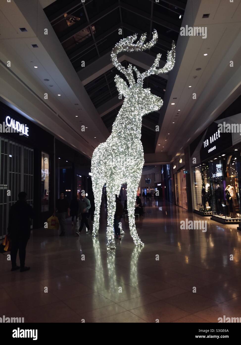 Sherway Gardens Christmas 2022 Sherway Gardens High Resolution Stock Photography And Images - Alamy
