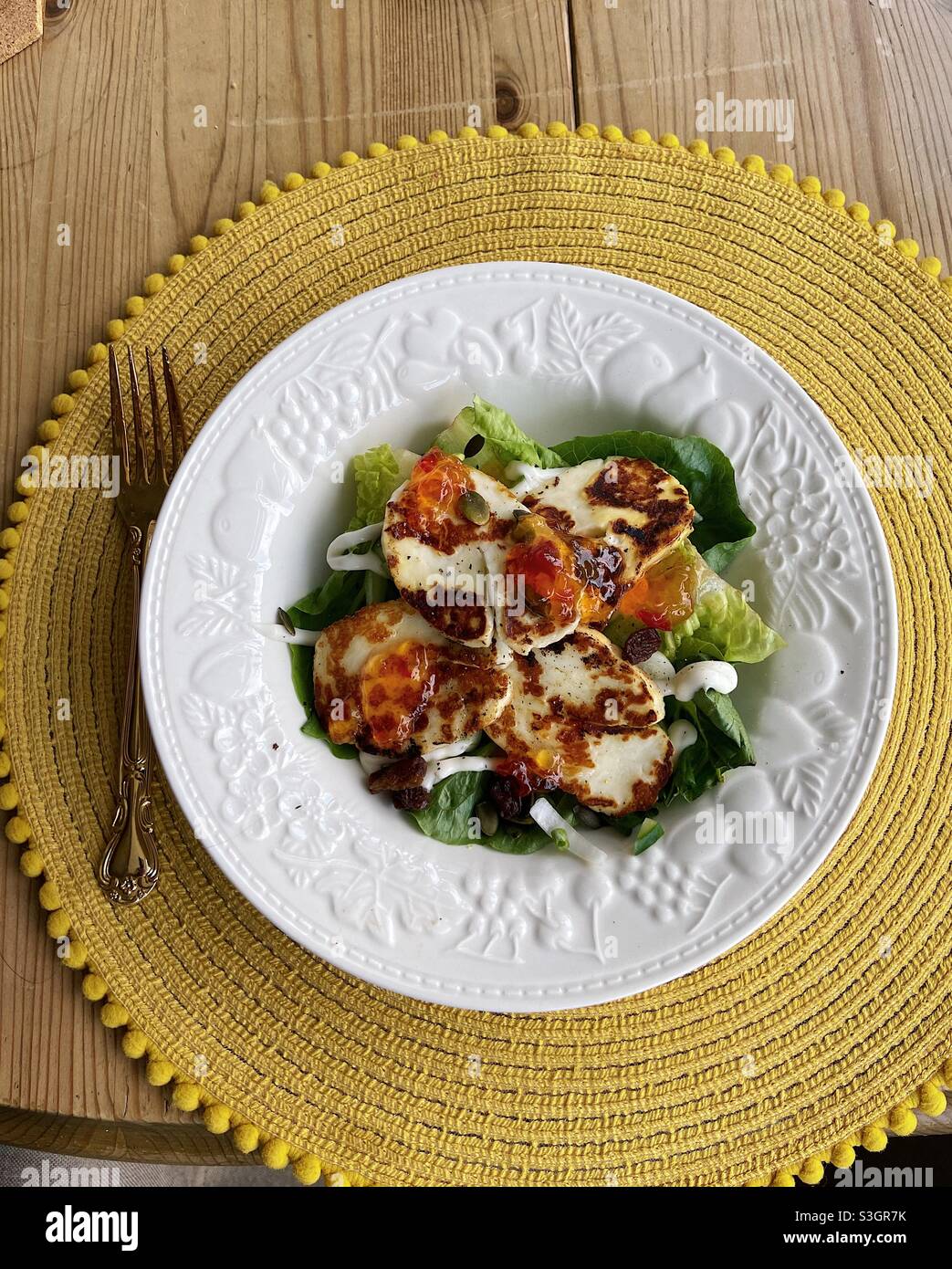 Haloumi salad with chilli jam Stock Photo Alamy