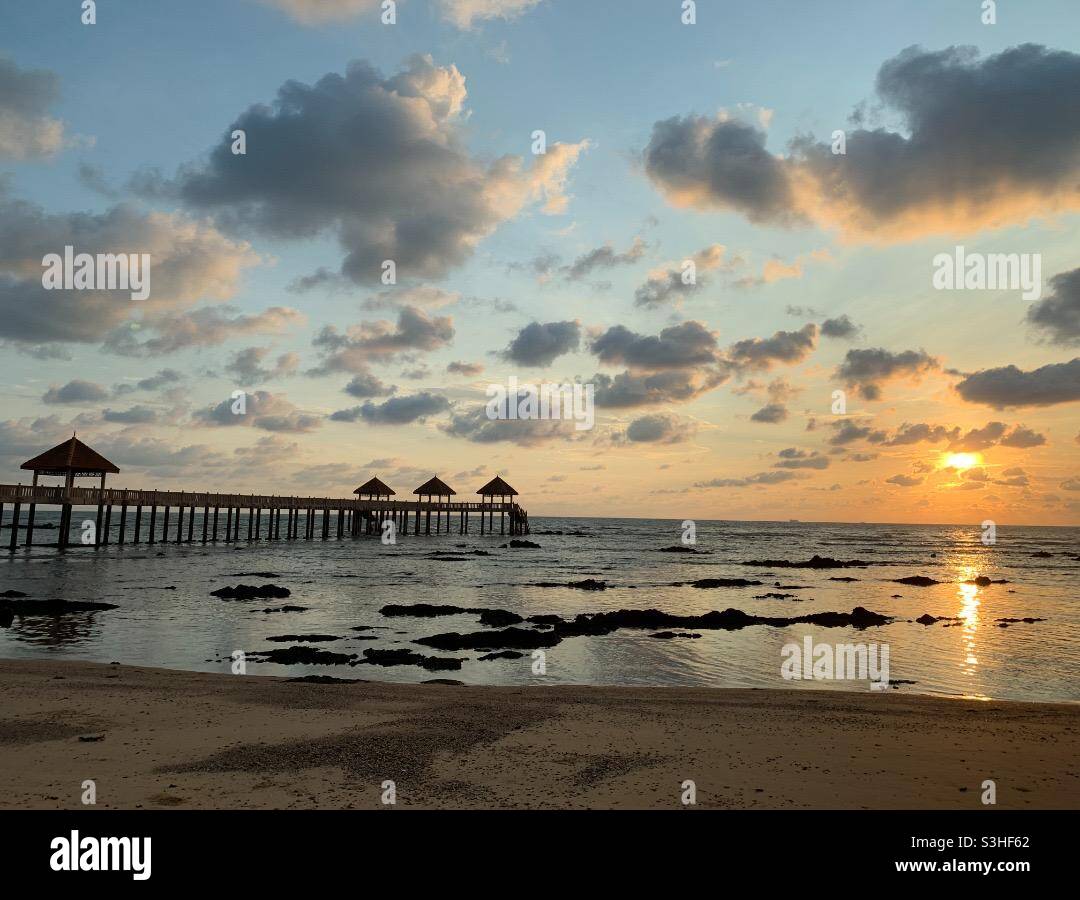 Sunrise At Tanjung Balau Beach Johor Malaysia Stock Photo Alamy