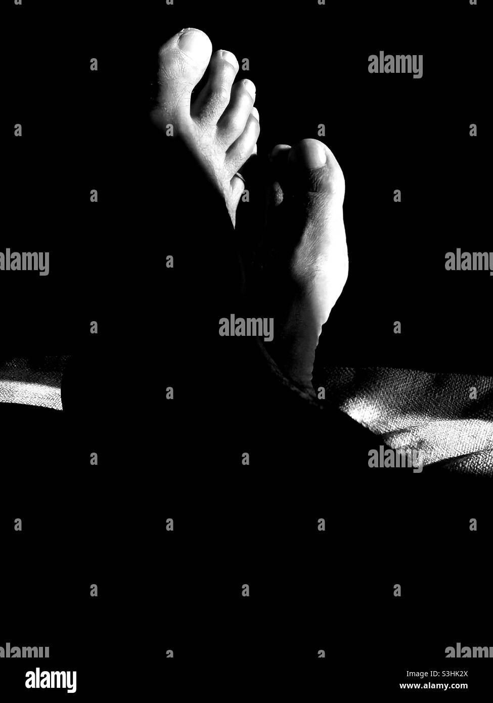 black and white man feet Stock Photo - Alamy