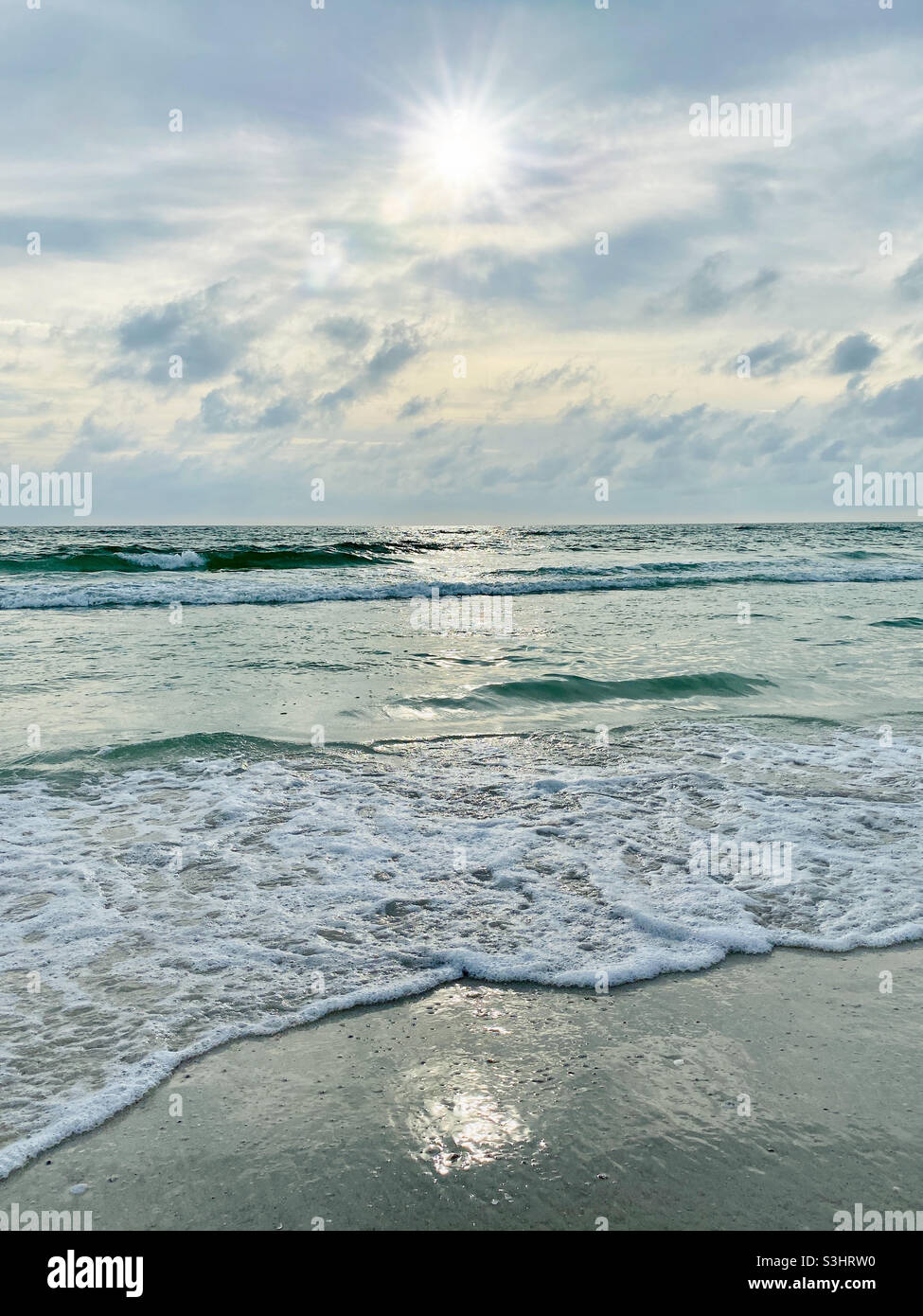 Sun tones hi-res stock photography and images - Alamy