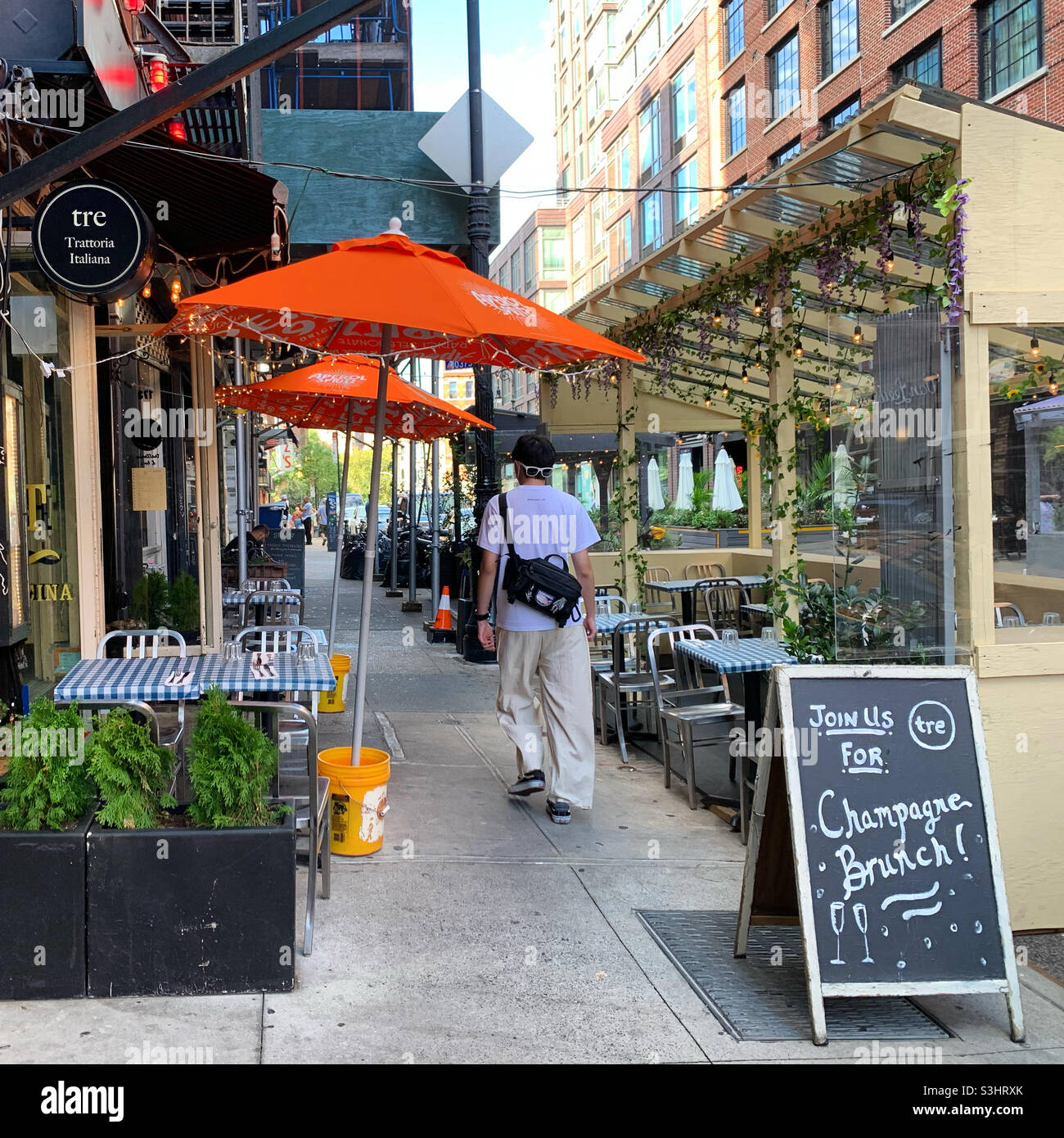 New york sidewalk cafe lower east side hi res stock photography and images Alamy