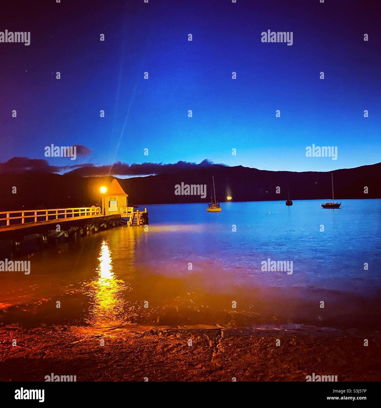 Night sky over Akaroa ,New Zealand Stock Photo Alamy