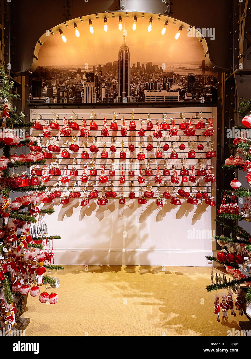 Ornaments at Macy\'s department store in their seasonal holiday ...