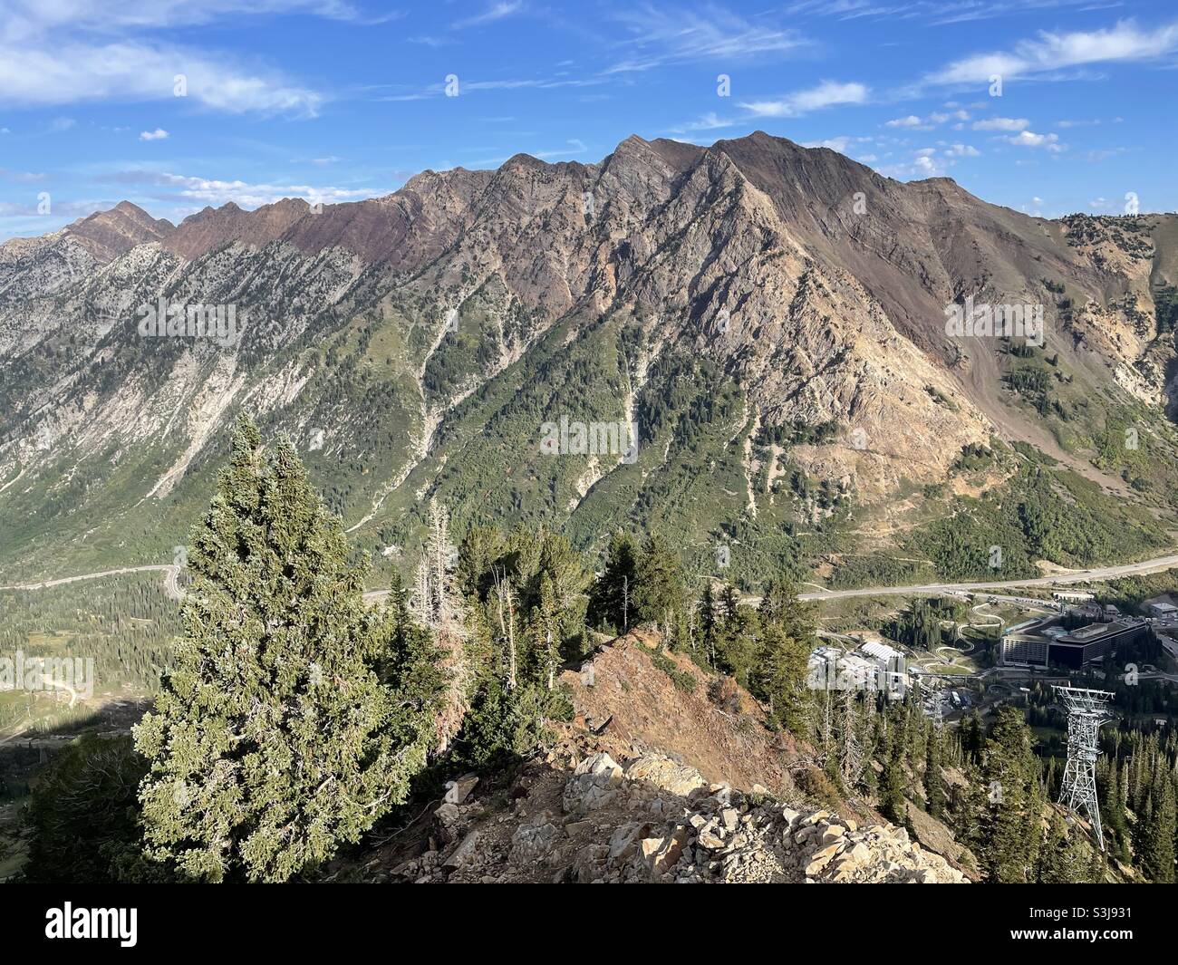 The view of the cottonwood traverse, the ridge line between Big Cottonwood Canyon and Little Cottonwood Canyon outside Salt Lake City, Utah. Stock Photo