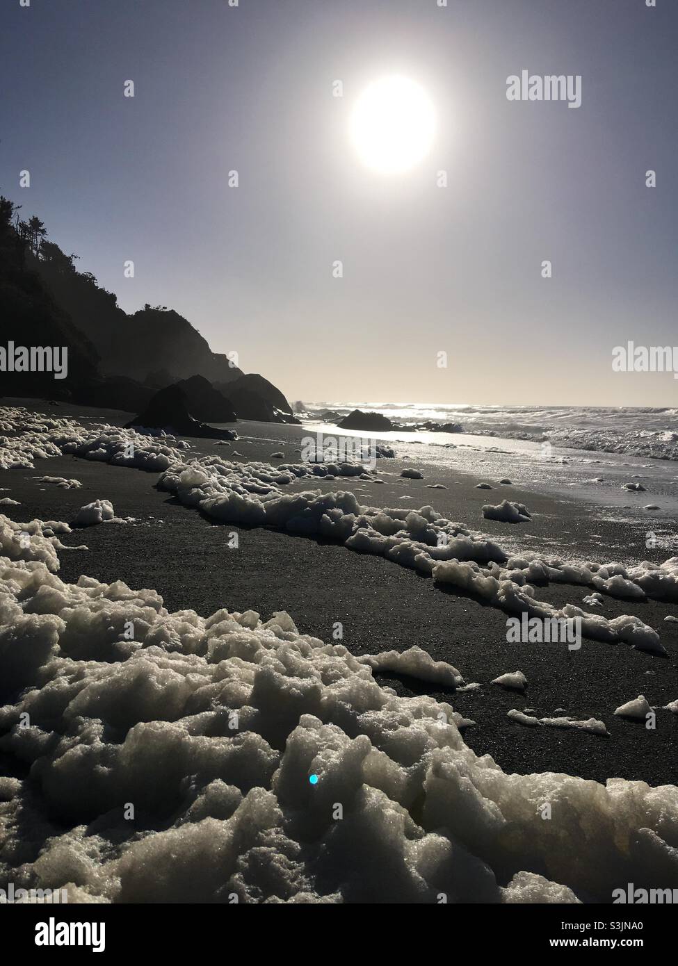 Beach sea foam hi-res stock photography and images - Alamy