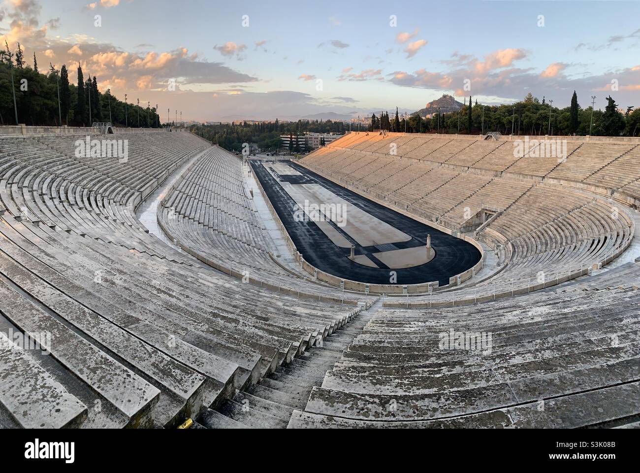 A Stadium Odyssey＂Sightlines＂スタジアムの歴史