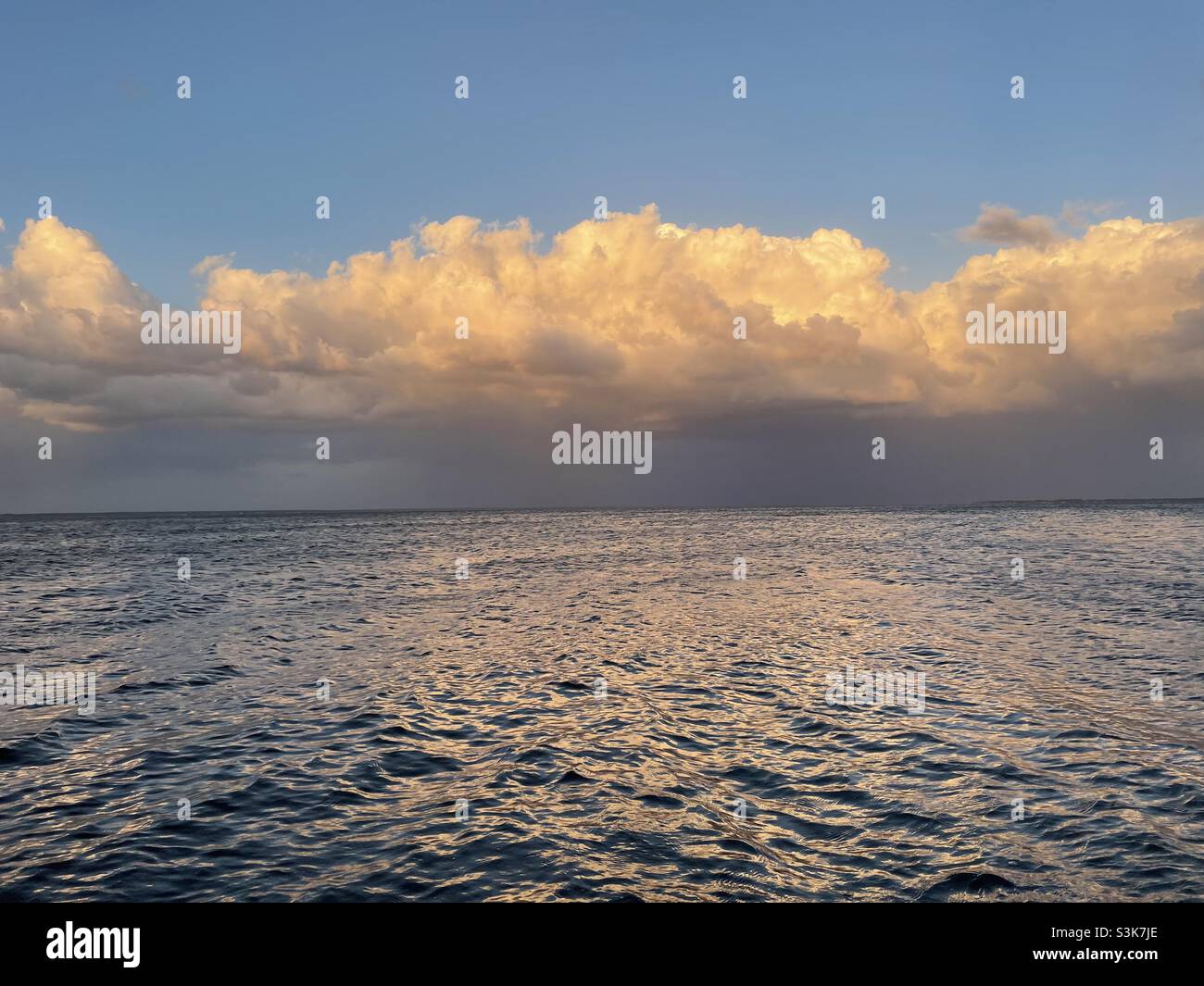 Florida rain clouds hi-res stock photography and images - Alamy