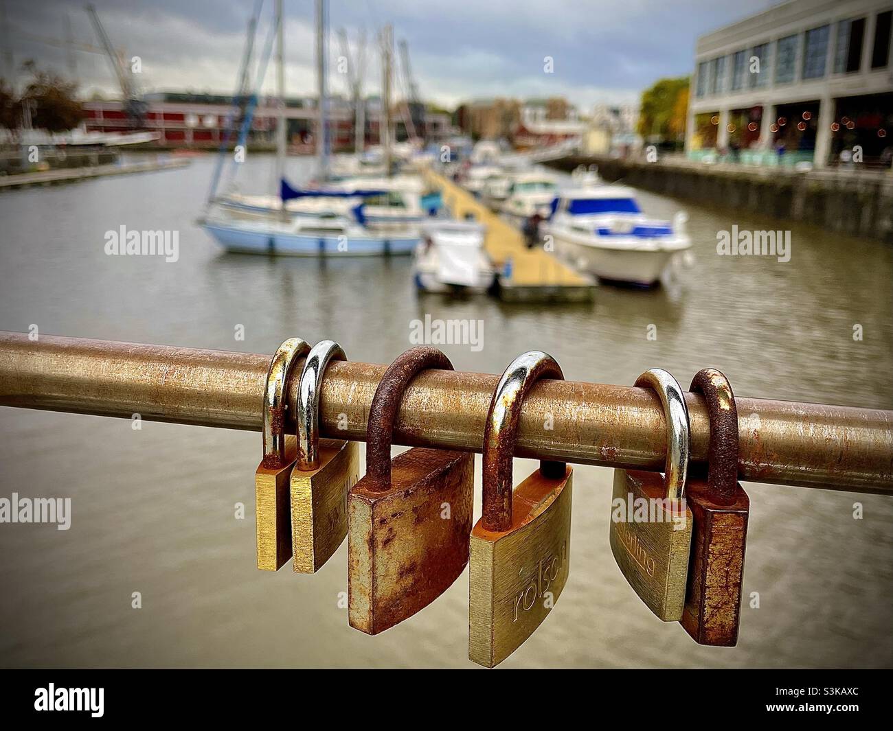 Bristol bridge hires stock photography and images Alamy