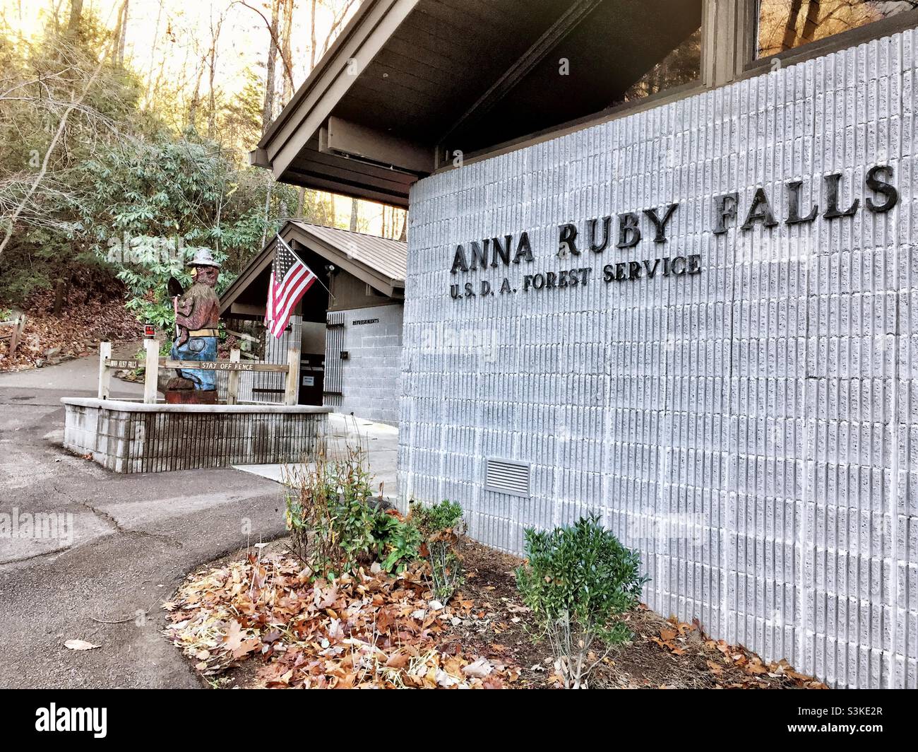 center at Anna Ruby Falls in Helen Stock Photo Alamy