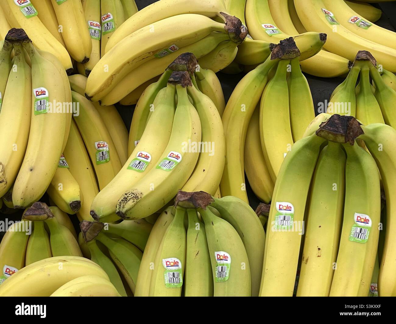 Dole fruit hires stock photography and images Alamy
