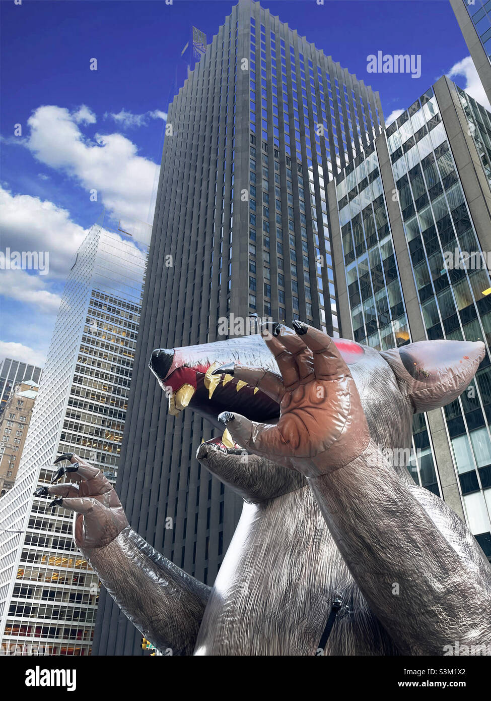 Giant inflatable rat on a union picket line in New York City, 2021