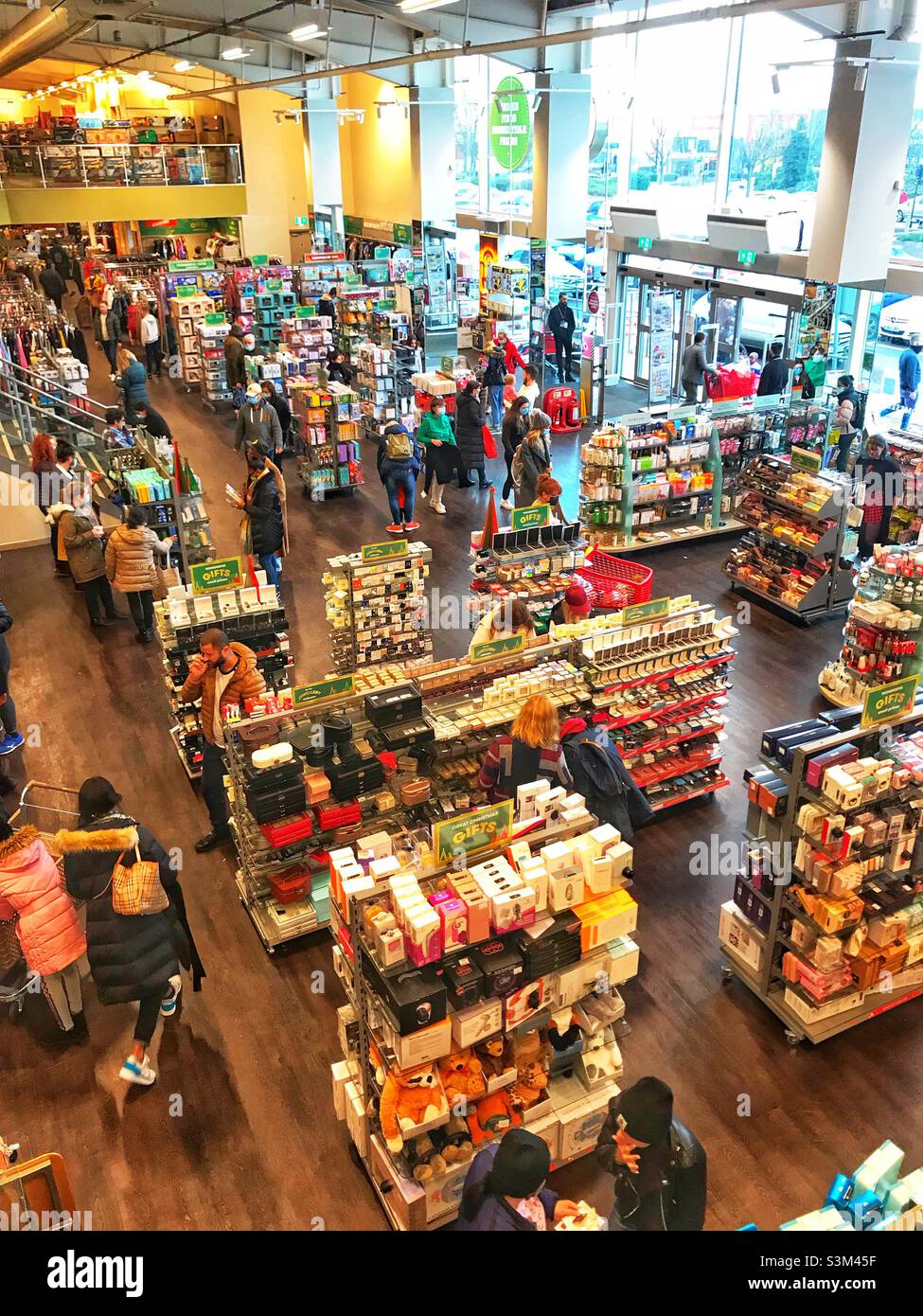 Introduction In Store Entering store hi-res stock photography and images - Alamy