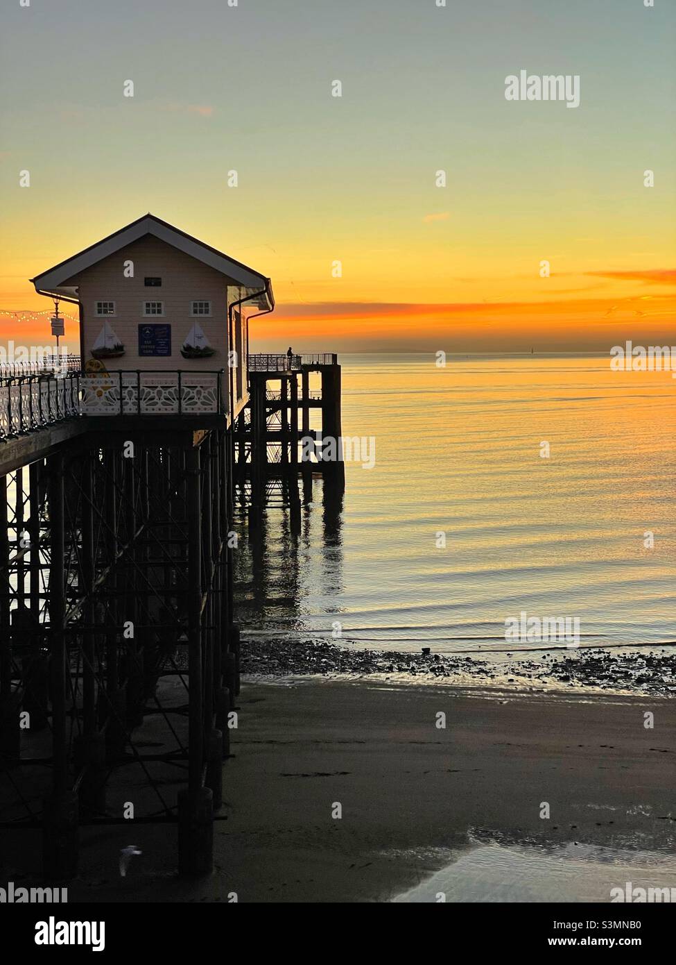 Penarth pier at dawn, January. Stock Photo