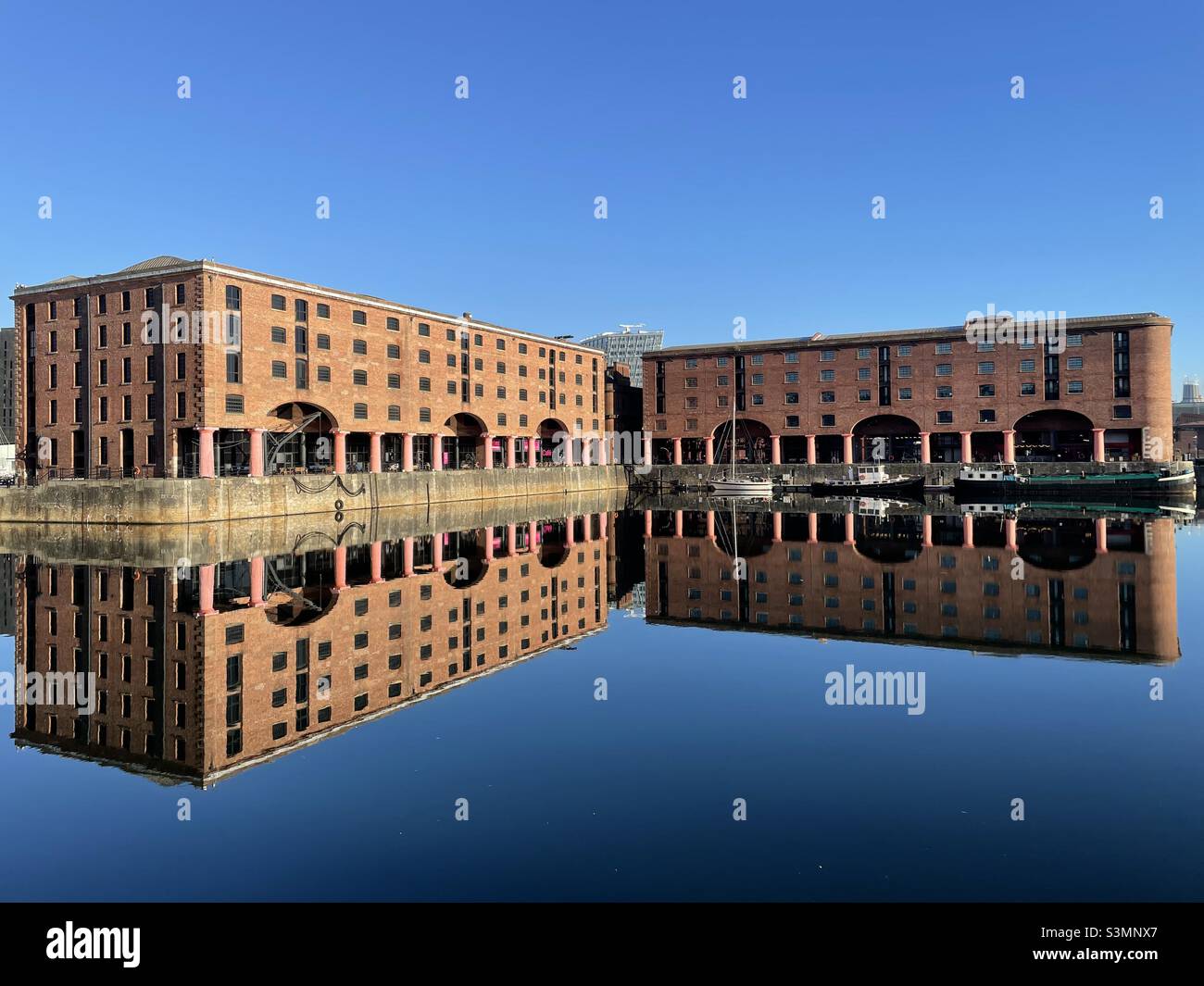 Albert Dock Liverpool Stock Photo Alamy
