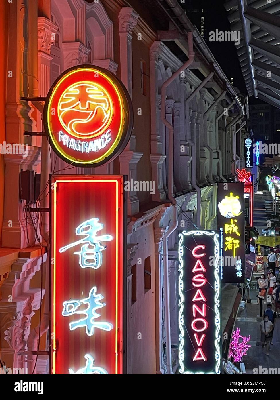 Singapore’s Chinatown neon lights Stock Photo Alamy