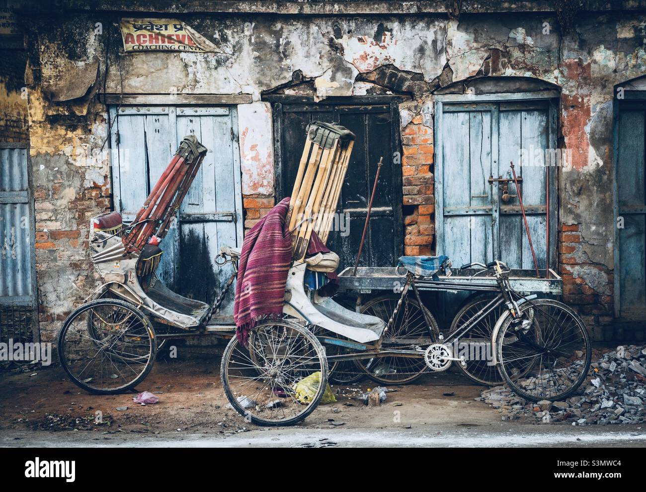 Varanasi Rickshaws Old vintage rickshaws in Varanasi, India Stock Photo - Alamy