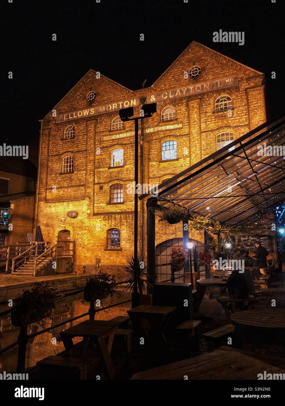 Exterior of Canalhouse bar, Nottingham, at night Stock Photo