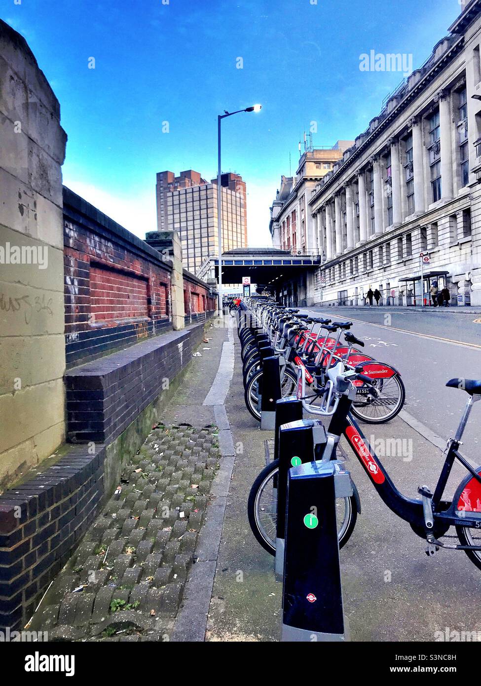 nearest santander docking station