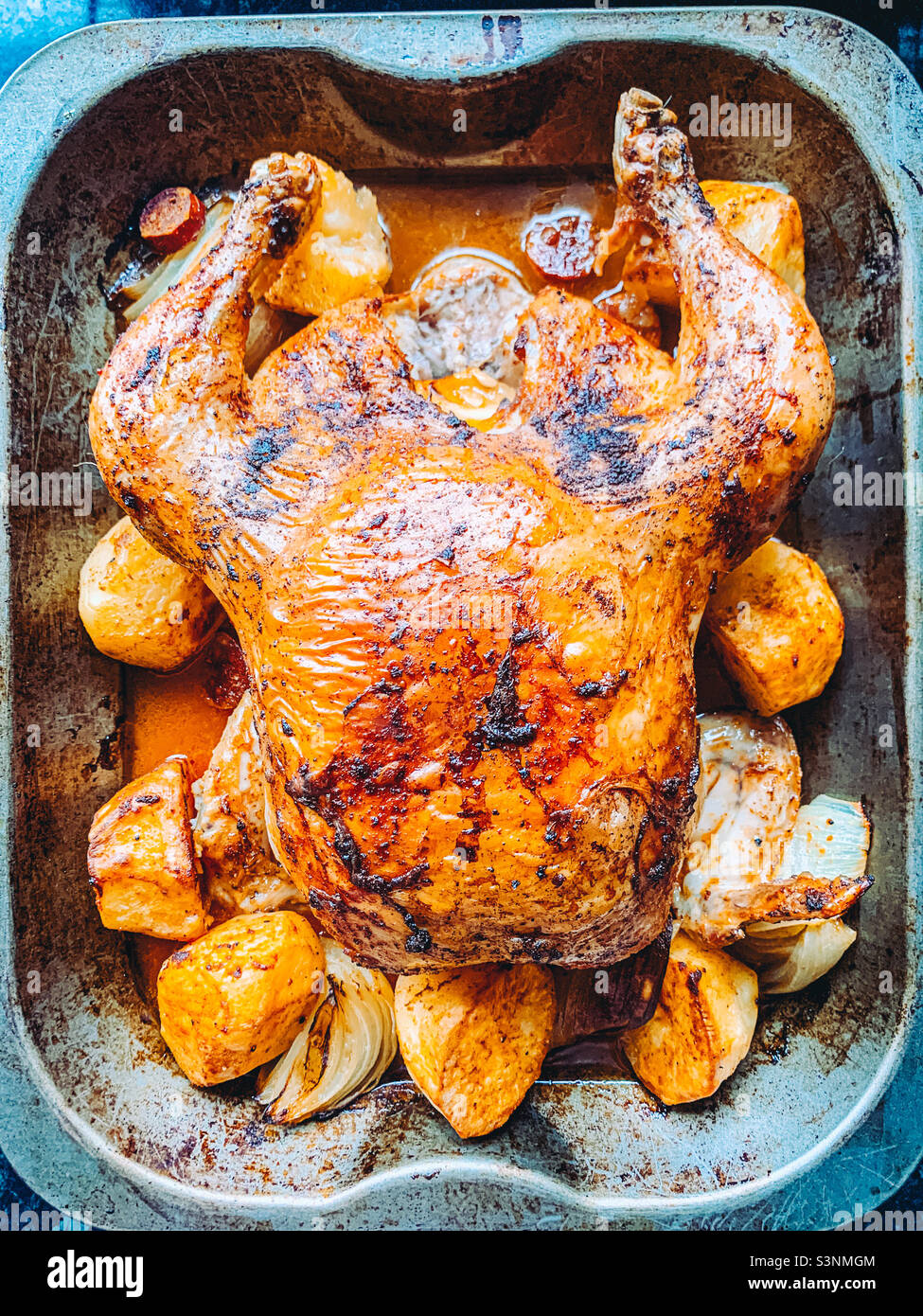 Roast chicken dinner Stock Photo - Alamy